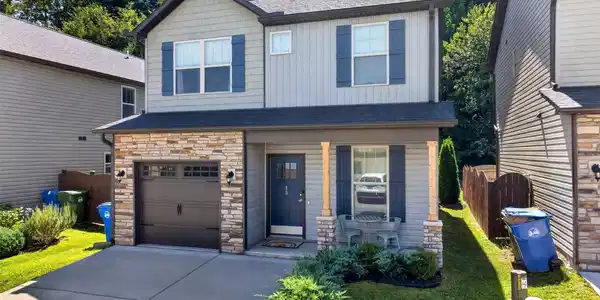 15 Greenly Lane