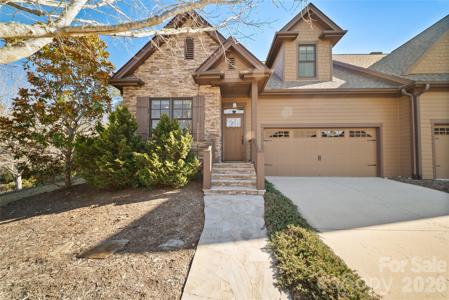 2 Meadow Vista Court