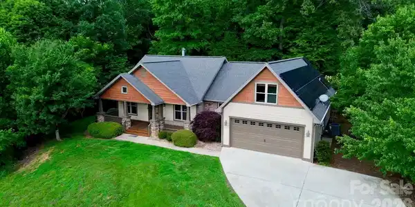25 Willow Branch Lane
