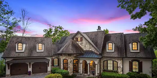 1105 Timberbluff Way