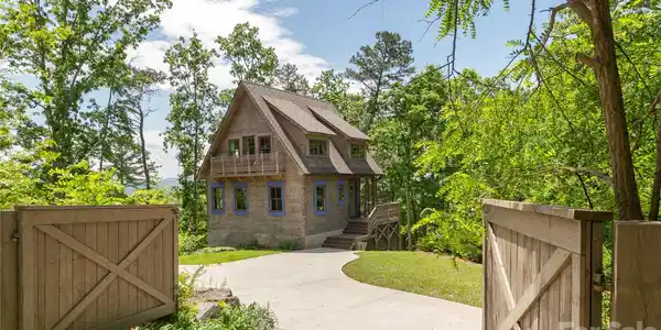 106 McCauley Drive