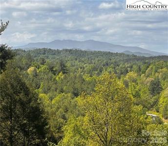 2070 Thoroughbred Way