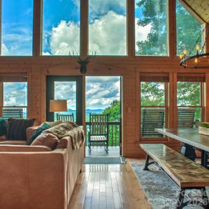 181 Scenic Wolf Drive