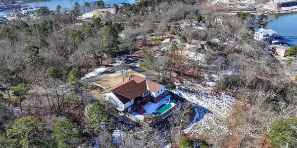 220 Grand Ridge Terrace