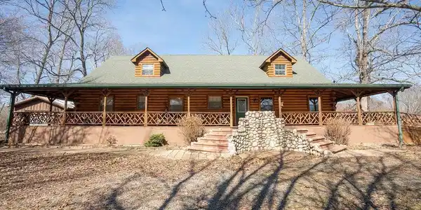 196 Schmelzer Lane