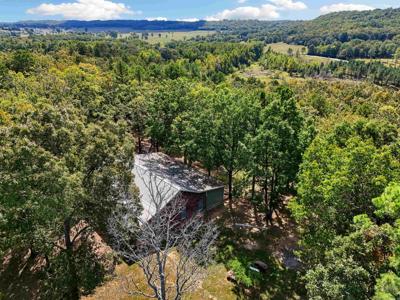 596 W Republican Road