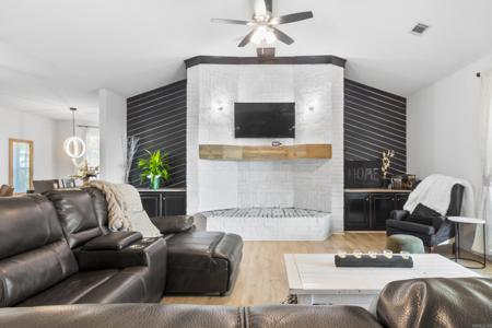 14 Eagle Crest Drive
