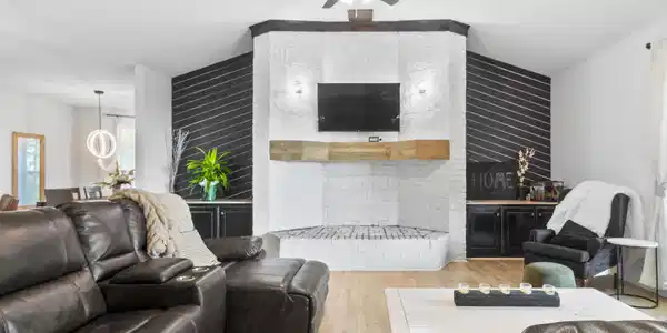 14 Eagle Crest Drive