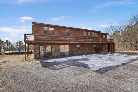 1504 Wildwood Lane