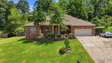 2121 Westport Loop