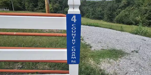 4 Country Charm Road