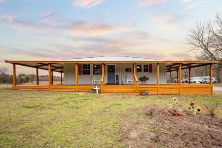 196 Harris Loop