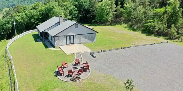 128 POLK RD 42 Road