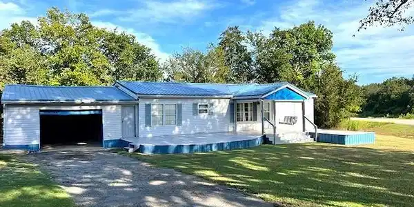 122 Cove Road