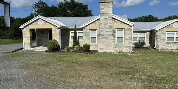 3764 Hwy. 65 S.