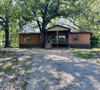 944 E Highway 270