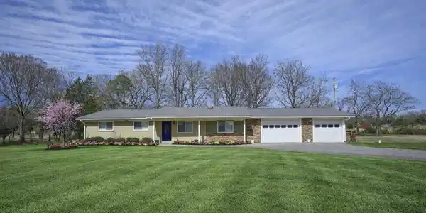 3651 Highway 8 E