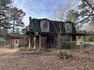 305 Polk Road 76 W