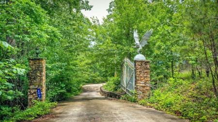 200 Diamond Point Road