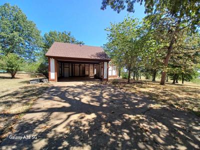 201 E Marshall Drive