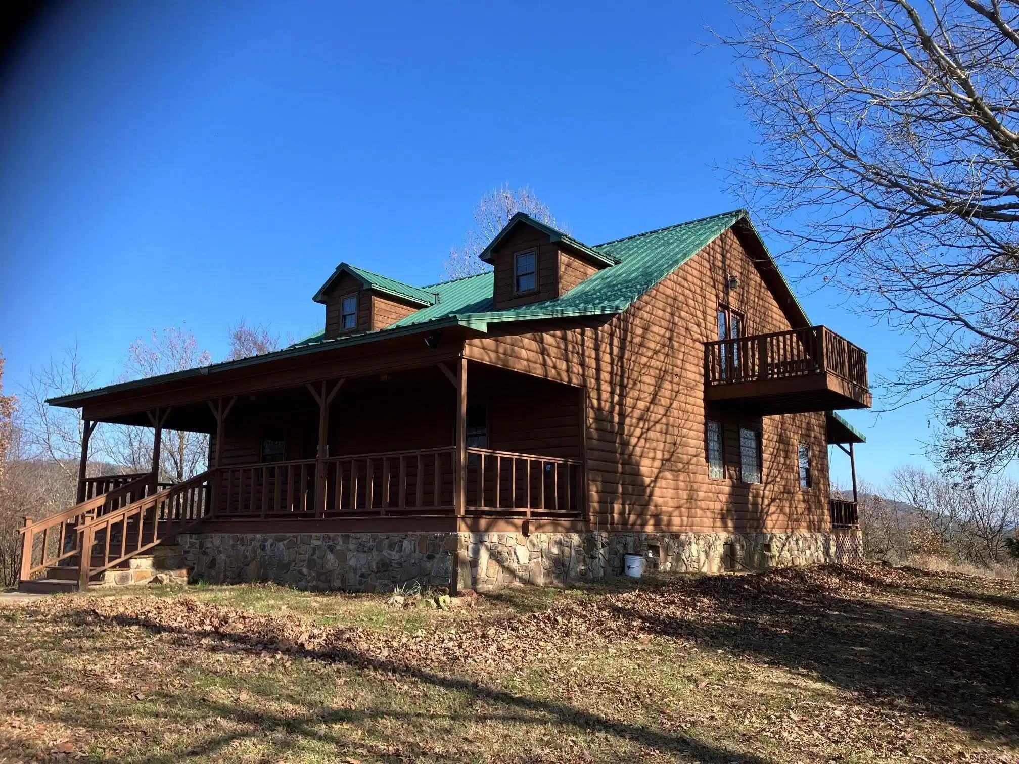 Image 0: Front