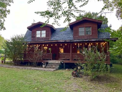 2204 & 2202 Brownsville Road