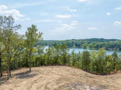 LOT 17 Neyland Way