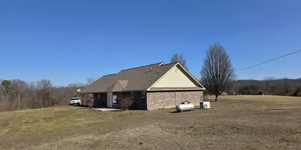 195 Polk Road 492