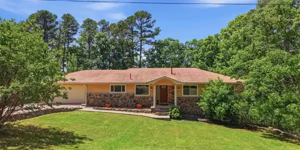 107 Hillside Drive