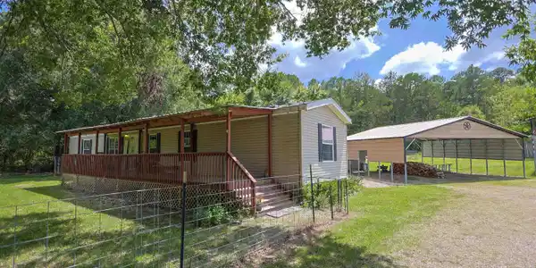 1101 Brushy Road