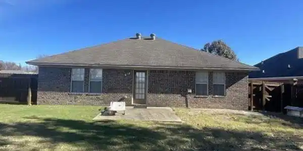 14 Whispering Wind Cir