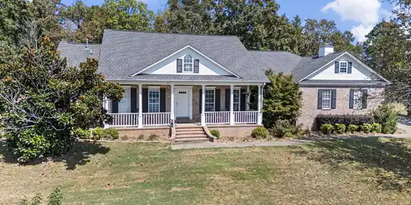 12 W Ridgeline Dr