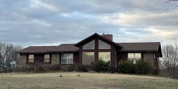 1426 CR 921