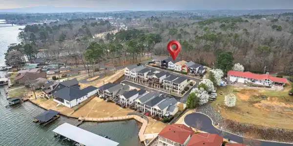 106 Eagle View CT