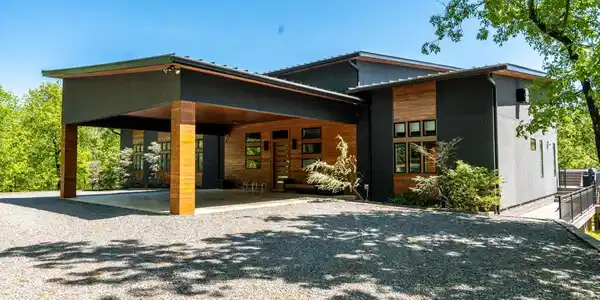 1213 Cedarglades Road