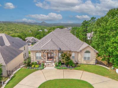 190 Majestic Circle