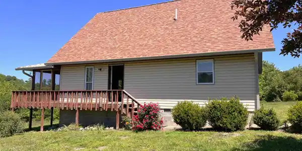 1894 Oak Grove Loop