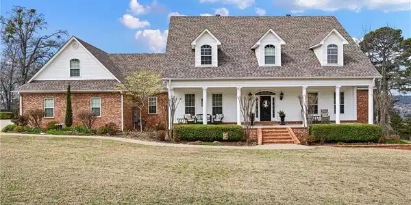 788 Cliff Road