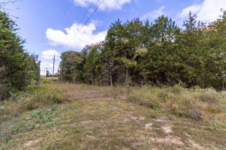 527 Thompson Bay Road