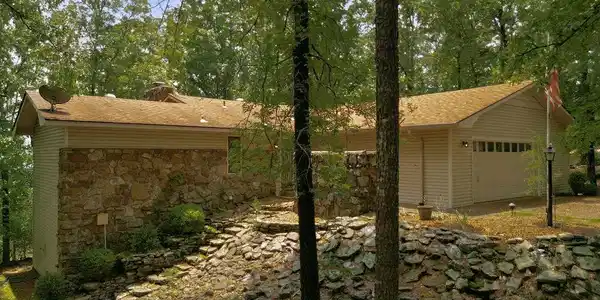 215 Pine Hill Rd