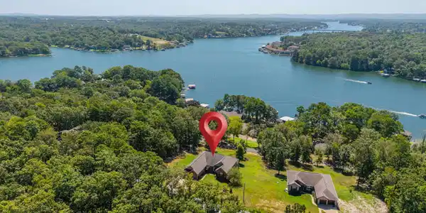 156 West Mountain View Circle