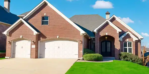 49 Tournay Circle