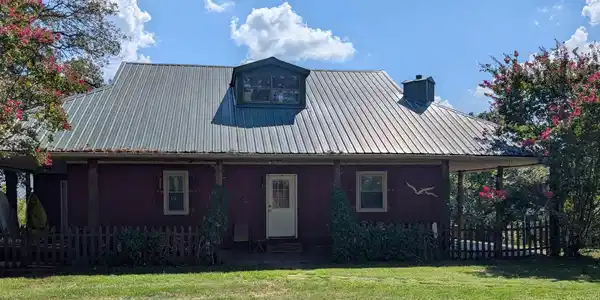 81 Laramie