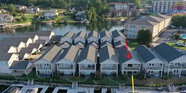 183 Villa Pointe