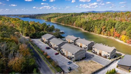 640 Arkridge