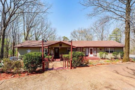 174 Woodlawn Drive