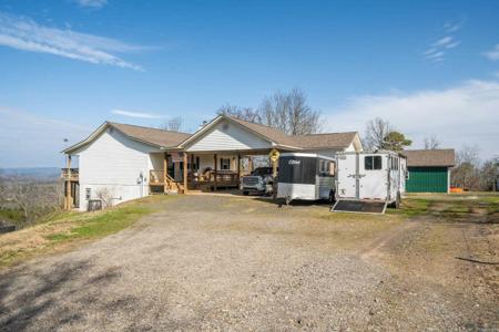 105 Pinnacle Court