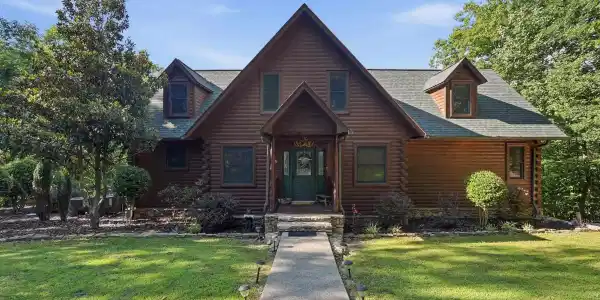 34 Bluff St.