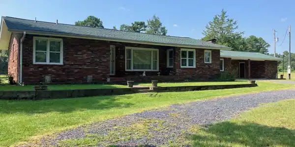 3236 Highway 88 E
