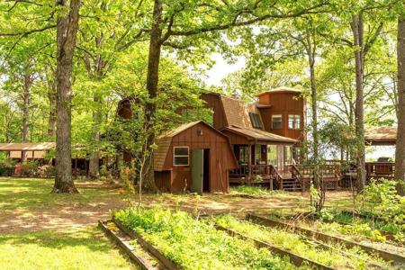 324 Dogwood Trail